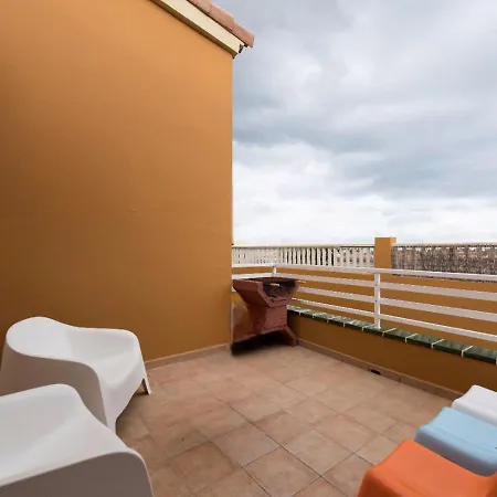 In With Shared Pool And Close To The Beaches Holiday home Corralejo